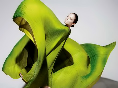 issey-miyake-dress-470x350 1970's--Issey-Miyake dress