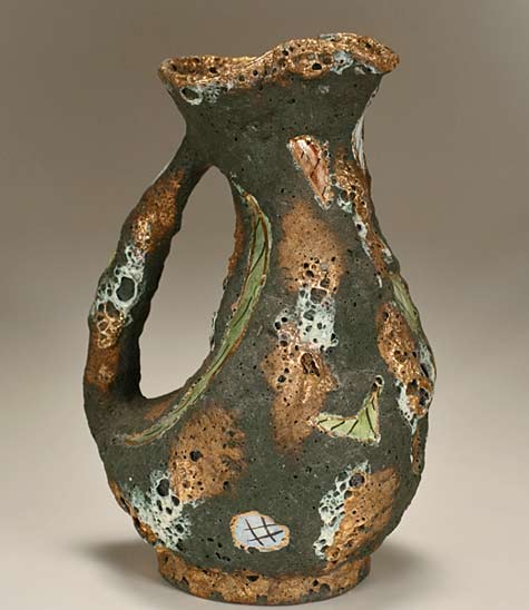 Italo-Casini;-volcanic-glaze-jug Italian-Midcentury-Modern-pottery-vessel-marked-Italo-Casini;-volcanic-glaze-pottery-pitcher-form-with-green-and-gold-decoration