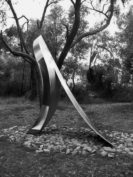 james-parrett-stainless-steel-sculpture james-parrett-m-fifteen-2010-b