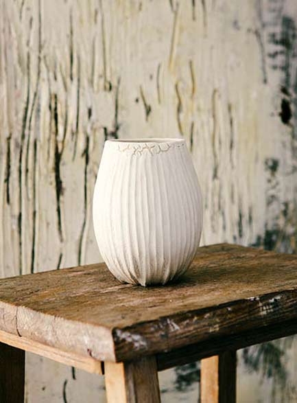 Janaki-Larsen-white-ribbed-vase Janaki-Larsen-white-ribbed-vase