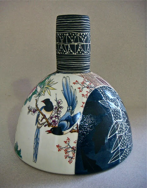 Janet-De-Boos-Australia Janet De Boos vase with blue birds