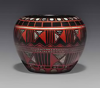 jean-dunand-geometric-vase-340x300 jean_dunand_a_vase_circa_1925