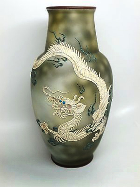 moriage-dragon-vase-475x633 Jewel Eyed Moriage Dragon Vase---Japan-Nippon