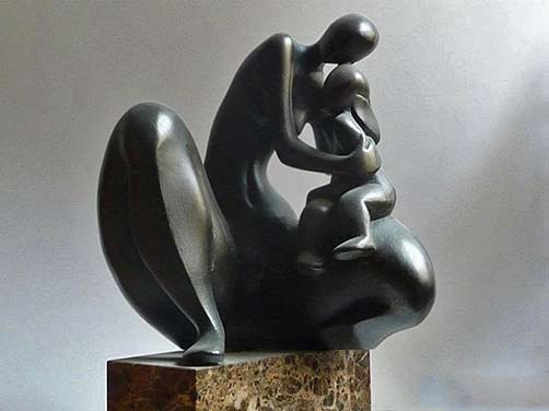 Josep-Sanchez-Carrasco Josep-Sanchez-Carrasco black stone sculpture
