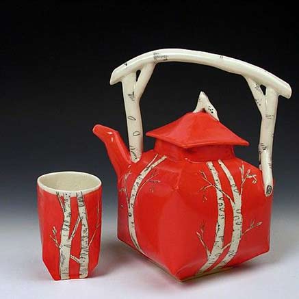 Josie-Jurczenia----Hand-built-Tea-Pot-Set-with-underglaze-and-scratching Josie-Jurczenia red ceramic teapot with white underglaze sgaffito