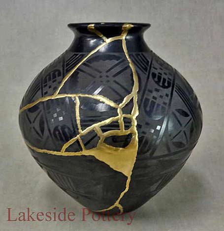 Kintsugi-vessel-Lakeside-Pottery Black with gold Kintsugi-vessel-Lakeside-Pottery