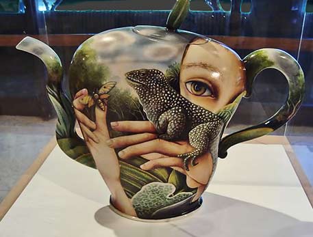 Kurt Weiser-porcelain-art-teapot Kurt Weiser teapot with lizard and female face