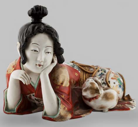 Woman-with-kitten-figurine Kutani--Porcelain-Figure-of-a-Woman-with-Kitten,-circa-1870 - MEMPHIS-ONE-PL