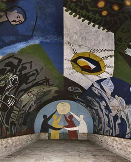 pablo-picasso-art-mural-vallauris la-guerre-et-la-paix-war-peace-pablo-picasso-1952-18-panels-make-up-this-artwork-installed-in-la-chapelle-romane-vallauris-france