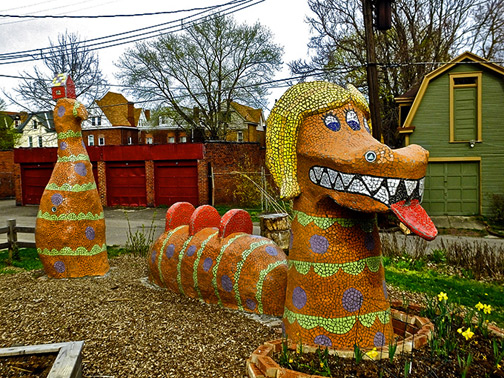Laura-Jean-McLaughlin-and-Bob-Ziller-sculpture Laura-Jean-McLaughlin-and-Bob-Ziller-created--the-Fabulousa-Lochnessa-Kaleidoscopa-Mosaica-