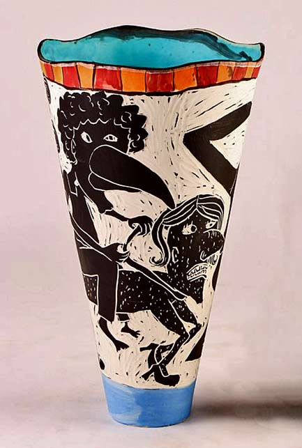 Laura-Jean-McLaughlin-ceramic-art sgraffito vase Laura-Jean-McLaughlin-
