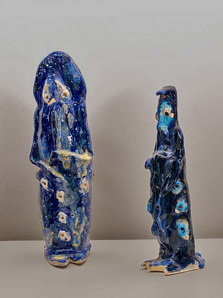 Lawrence-OmeenyoUmpila-Missus-and-Mister-Croc-2013-earthenware Lawrence Omeenyo Umpila Missus and Mister Croc 2013 earthenware