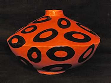 lenca-pottery_0003111_220 Orange and black Lenca pottery vessel