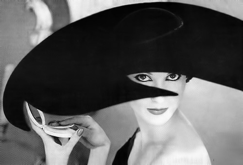 Lilly-Dache-hat Lily-Dache large curvy black hat