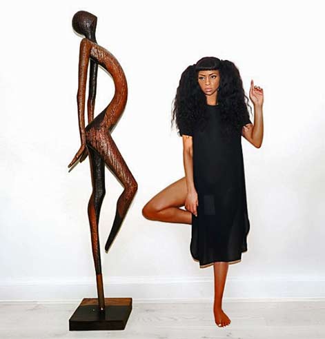 Lina-Viktor-contemporary-arts LINA-IRIS-VIKTOR---linairisviktor--standing with an abstract statue