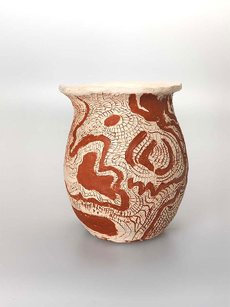 Lindy-Rontji-vase Lindy Rontji Sand dunes at Papunya 2007