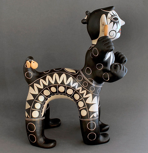 ceramic-figure-hole-reano-473x490 Lisa-Holt-and-Harlan-Reano-- figurine