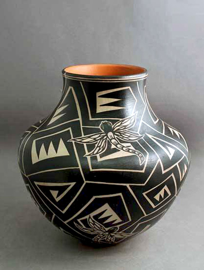 ceramic-olla-holt-reano-419x553 Lisa-Holt-and-Harlan-Reano---dragonfly olla