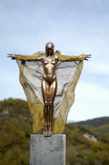 Lorenzo-Quinn-bronze-sculpture Lorenzo-Quinn---Tutt'Art@---(49)