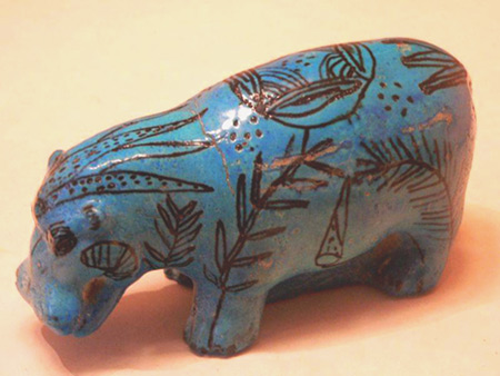 louvre-egyptian-faience-hippo-450x338 Egyptian blue faience-hippo figurine with surface decorations with Eye Of Horus