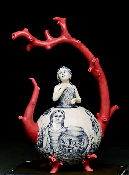 Love's-Teeny-Lure-Teapot-based-on-the-little-mermaid Red Weldon Sandlin teapot with female figure lid
