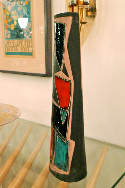 Marcello-Fantoni-italian-ceramics Marcello-Fantoni-Vase with abstract motif