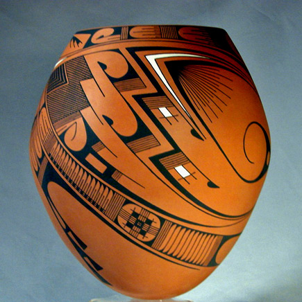 orange-olla-nicolas-quezada-435x436 Mata-Ortiz-Nicolas-Quezada--Olla-Redish-Brown-or-Orange-Terracota