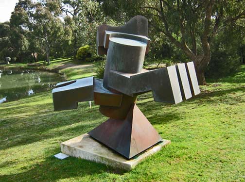 Vincas -Jomantas-abstract-sculpture mcclelland-gallery-permanent-collection 'Landing Object II ' by Vincas Jomantas