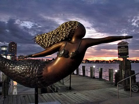 Mermaid-Harbor-Norfolk-VAbobistraveling Mermaid sculpture on pier --Mermaid Harbor Norfolk VA