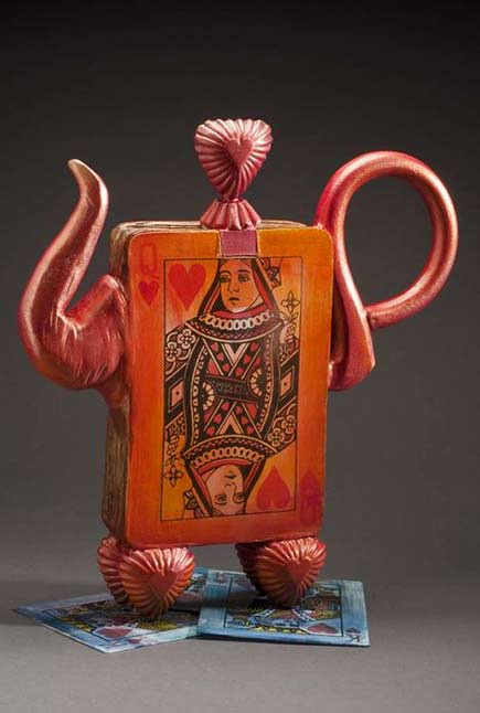 Meryl-Ruth..-photo-Robert-Diamonte Meryl-Ruth..queen of hearts teapot