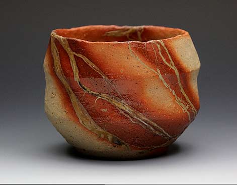 Mori-Hinzai tea bowl Mori Hinzai tea bowl red highlights