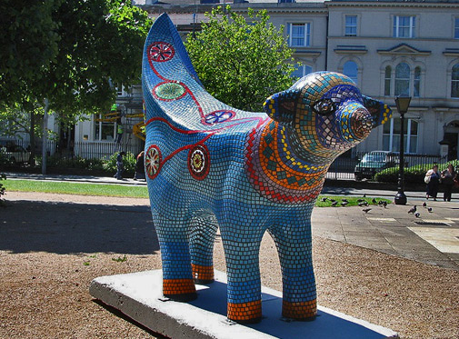 mosaic-bananalamb-sculpture mosaic-bananalamb-by-Celine-Latrine-on-Flickr