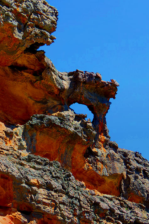 Mount-Wudjub-Guyun-(Hollow-Mountain)-–-Gariwerd