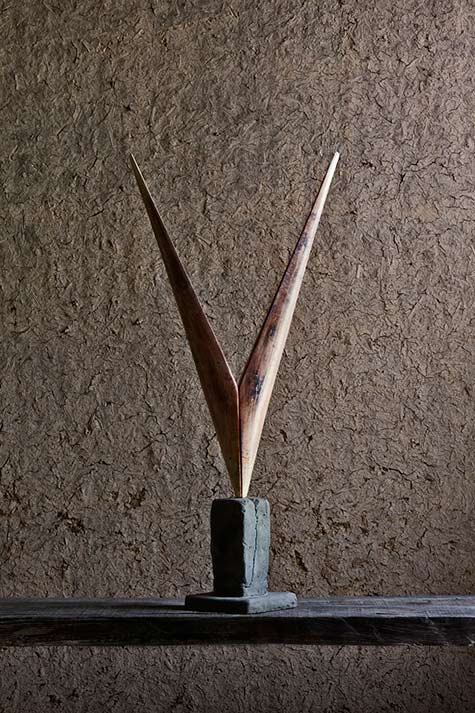 Munemi Yorigami-ceramic-vee-sculpture munemi-yorigami symmetrical V sculpture