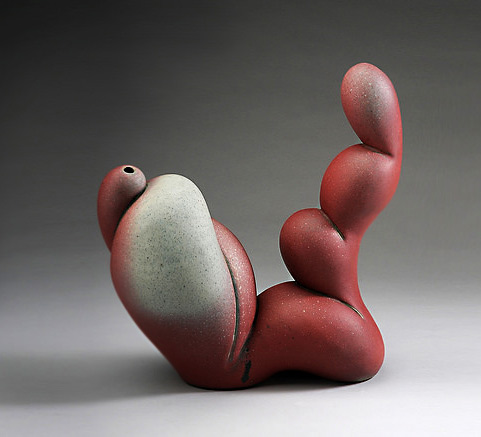 ceramicist-chris-gustin-481x437 Chris Gustin teapot Amoca exhibition