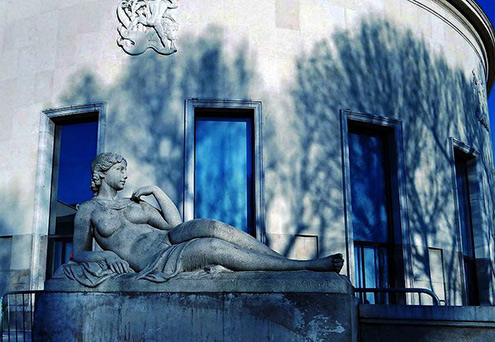 french-sculptor-auguste-guénot-495x342 Nymphe allongée Auguste Guénot,-Palais-de-Tokyo,-Paris