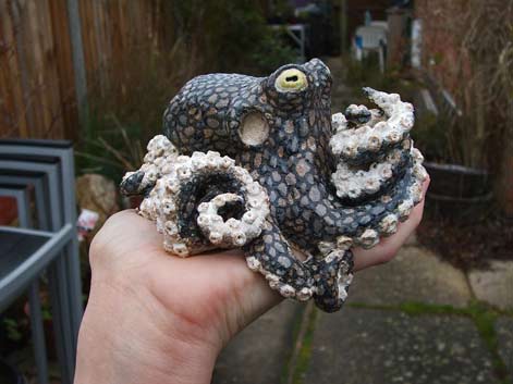 octopus_pen_toothbrush_holder octopus_pen_toothbrush_holder_glazed_2_by_miss_mog-Devian-Art