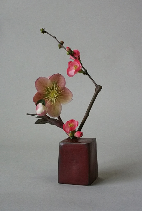 Japanese-ikebana-floral-art cherry blossom ikebana