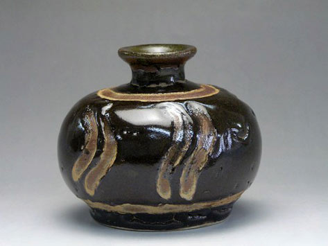 473px-355px-Samsung-Miyagi-bottle.jpg Japanese Samsung Miyagi ceramic bottle