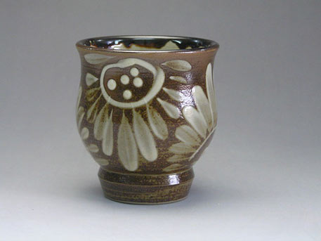 457px-343px-Miyagi-Arabesque-cup.jpg Ceramic Cup with arabesque design - Samsung Miyagi