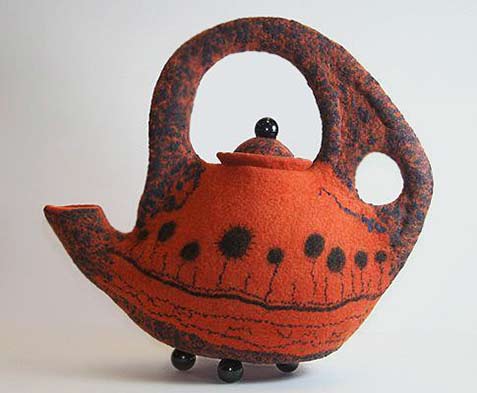 Pamela-MacGregor-ceramic-teapot Pamela-MacGregor orange and black detail teapot