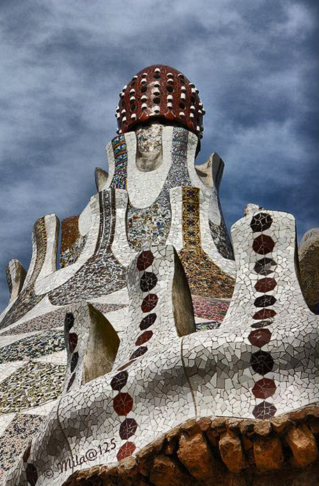 parque-güell-mosaic-barcelona-457x696 Parque-Güell-mosaic Barcelona