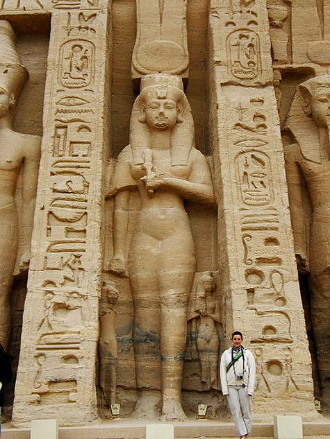 nephertiti's-temple---abu-simbel-475x633 Outside Nephertiti's temple---Abu-Simbel, Egypt Roderick MacKenzie-flickr