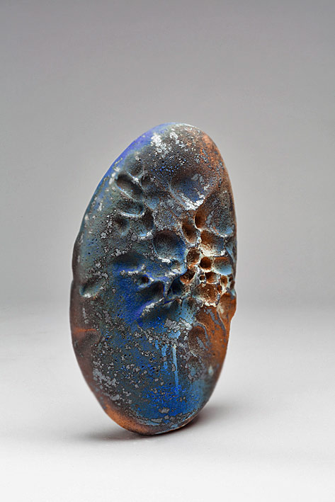 Pascale-Lehman-Chilean-ceramics Pascale Lehman-abstract ovoid sculptural form