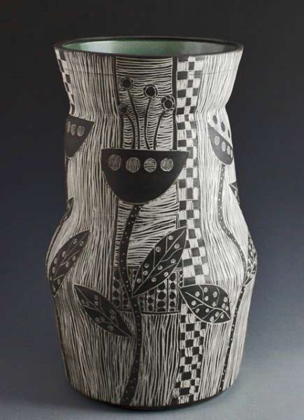 Patricia-Griffin-ceramic-vase Patricia Griffin-Large Vase-FlowerPower-view2 Woodcut series