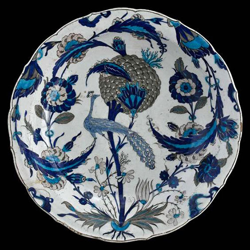 Peacock dish. Turkey, 'Iznik', c. 1550 Peacock dish with artichoke decoration. Turkey, 'Iznik', c. 1550.