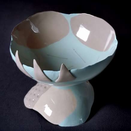 chieko-yorigami-ceramic-cup pebble-cup-1992-porcelain-9cm-high-chieko-yorigami