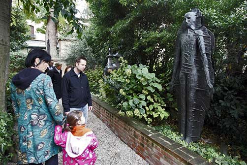Mimmo-Paladino-(b.-1948),-The-Cloven-Viscount,-Bronze Peggy-Guggenheim-Collection-Mimmo-Paladino-(b.-1948),-The Cloven Viscount, Bronze