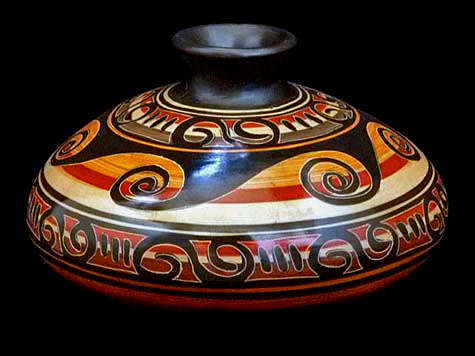 Perfect-mix-of-ancient-motifs-with-contemporary-design Squat Ceramic-pot-with ancient motifs with contemporary design