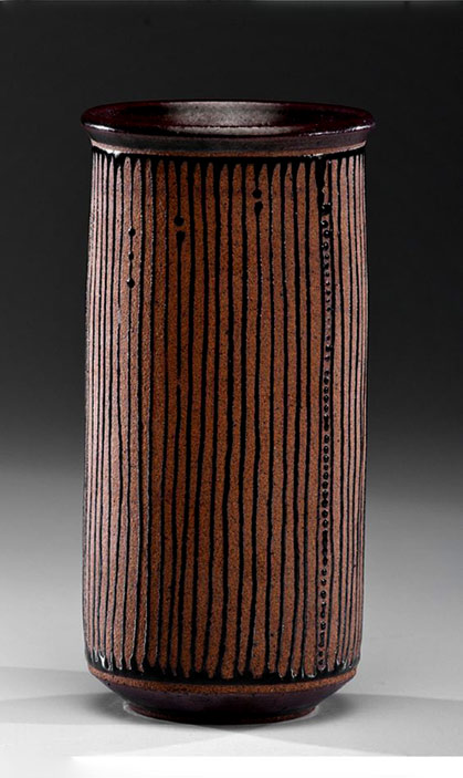 Peter-Voulkos-ceramic-vase Peter-Voulkos-ceramic-vase striped